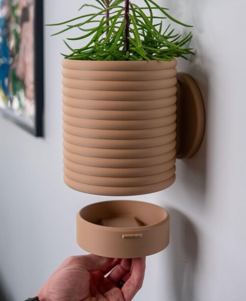 il_fullxfull.8232880470_q2tl.jpg Hidden Drip Tray Wall Planter