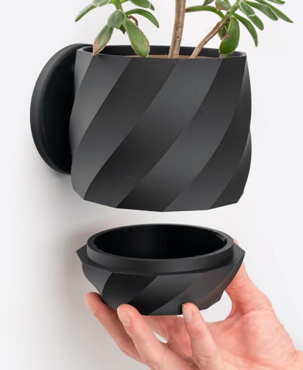 il_fullxfull.8237535704_h4xu.jpg Twisted Planter