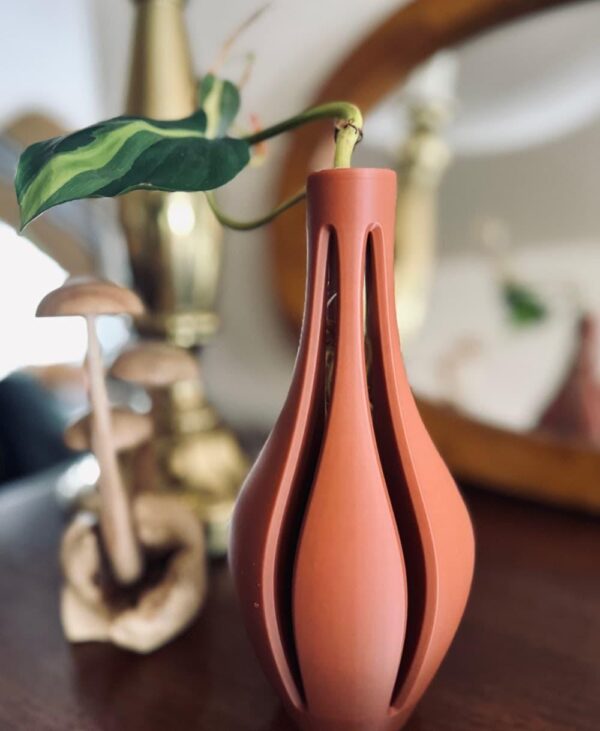 il_fullxfull.8253706073_ps0s.jpg Freestanding Plant Propagation Station - 3D Printed Test Tube Stand