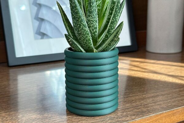 il_fullxfull.8265563328_gp9u.jpg Hidden Drip Tray Planter | Modern Succulent Pot