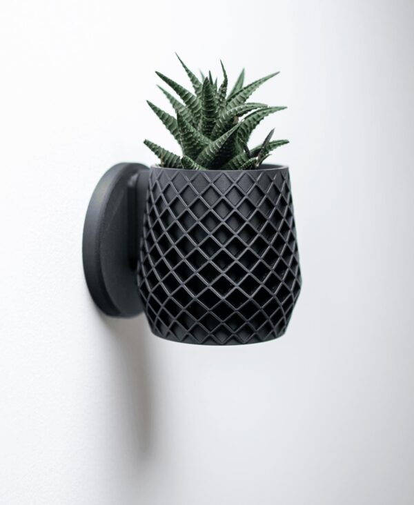 Lattice Planter with Hidden Drip Tray